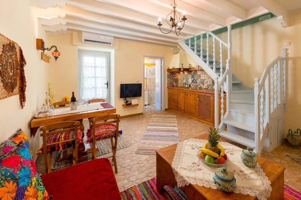 Villa Giorgos' Old Story 2Bed Stone House With Private Hamam In The Old Town Rhodes City Exterior foto